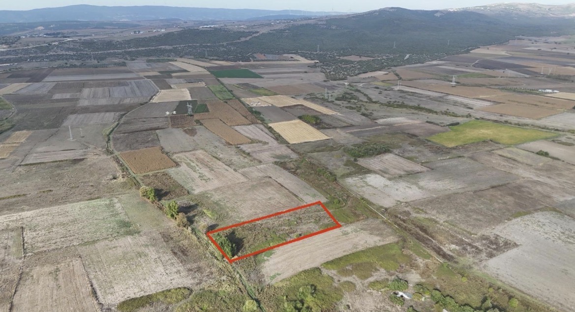 5.650 m² Yatırımlık Tarla | Karacabey Seyran